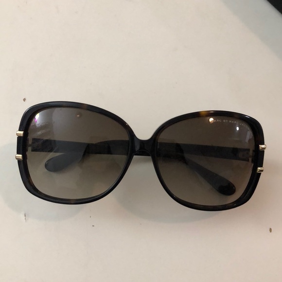 Marc by Marc Jacobs Sunglasses - Picture 2 of 3